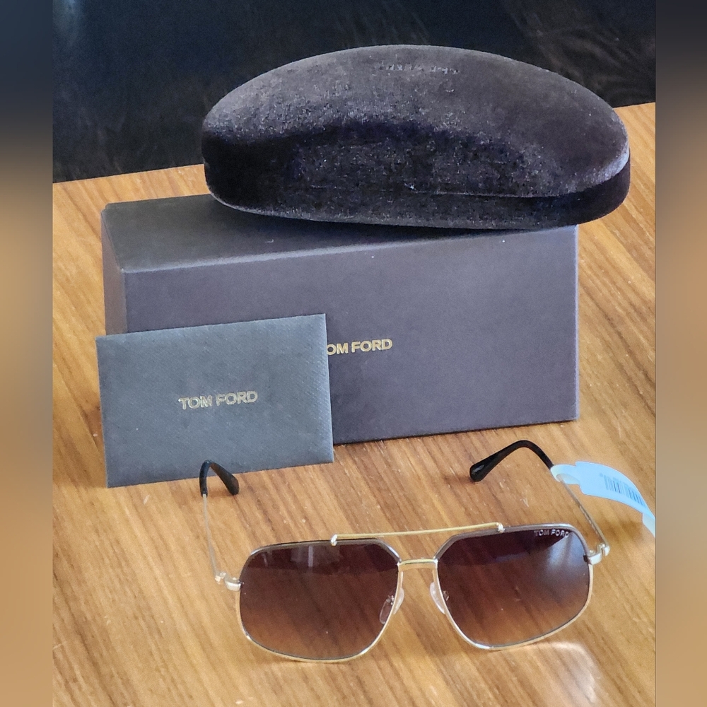 $390 Brand New 100% Auth Tom Ford Ronnie FT0439 Brown Gradient Sunglasses - Picture 2 of 16